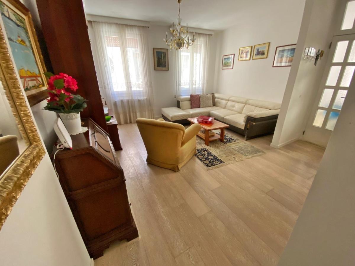 Gorgeous Apartment In San Marco Венеция Экстерьер фото